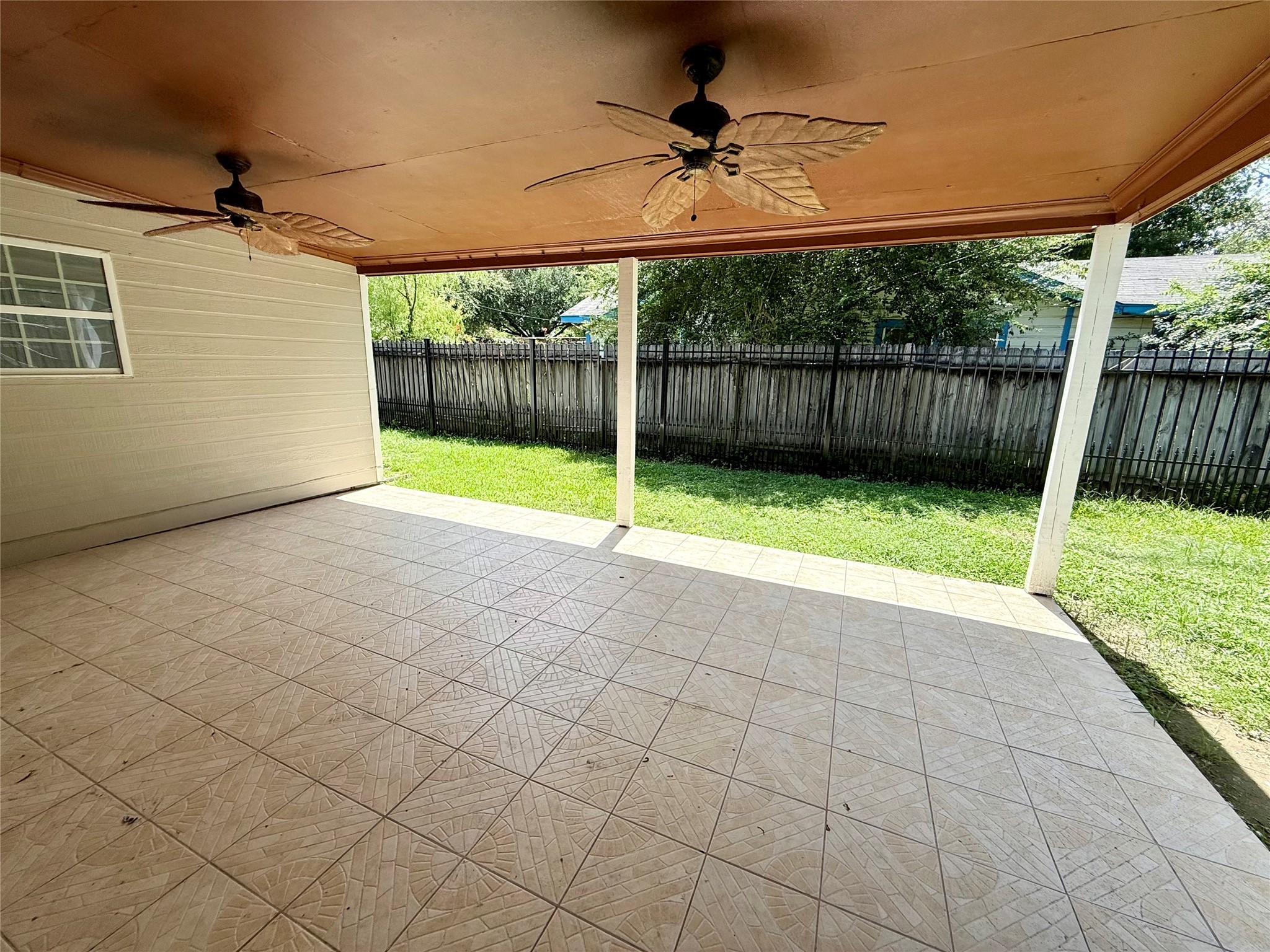 5701 Luna Street Houston, TX 77076 - Photo 29 of 50