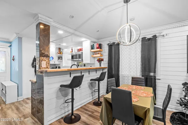 $299,000 | 102 Battery Lane, Unit 102, Beaufort, SC 29902