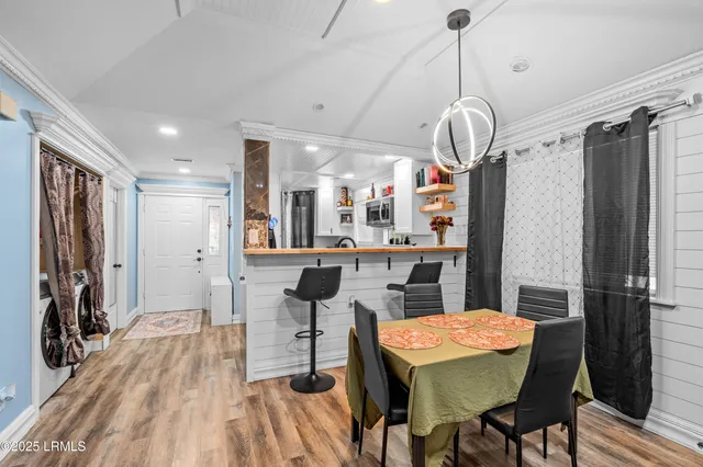 $305,000 | 102 Battery Lane, Unit 102, Beaufort, SC 29902