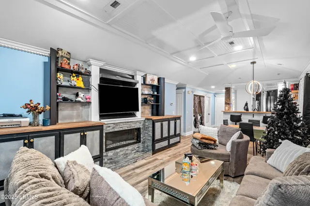 $305,000 | 102 Battery Lane, Unit 102, Beaufort, SC 29902