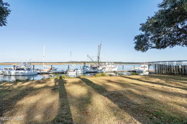 $305,000 | 102 Battery Lane, Unit 102, Beaufort, SC 29902