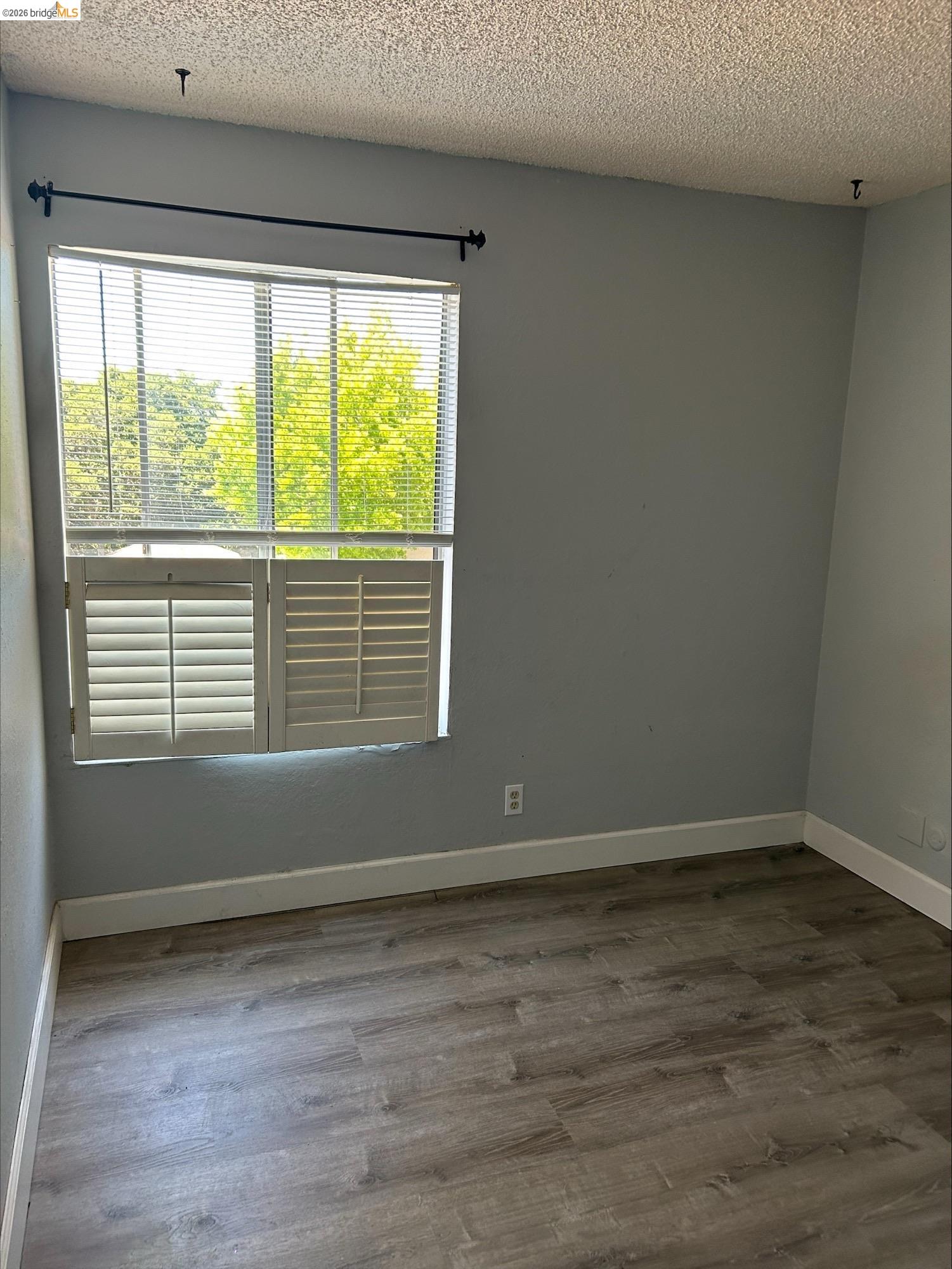5313 Ridgeview Circle, Unit 4 El Sobrante, CA 94803 - Photo 5 of 31