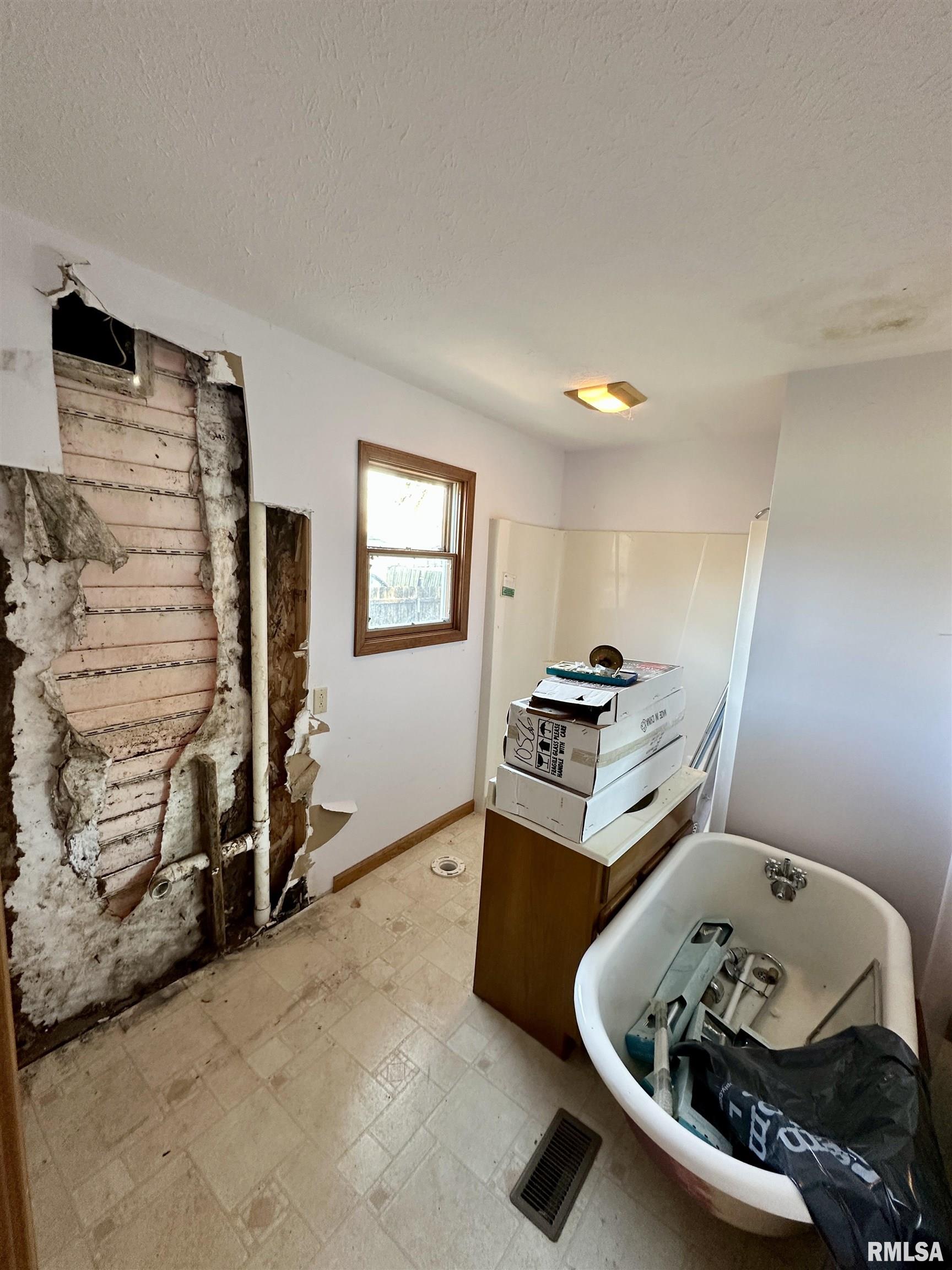 855 West Superior Avenue Jacksonville, IL 62650 - Photo 26 of 37