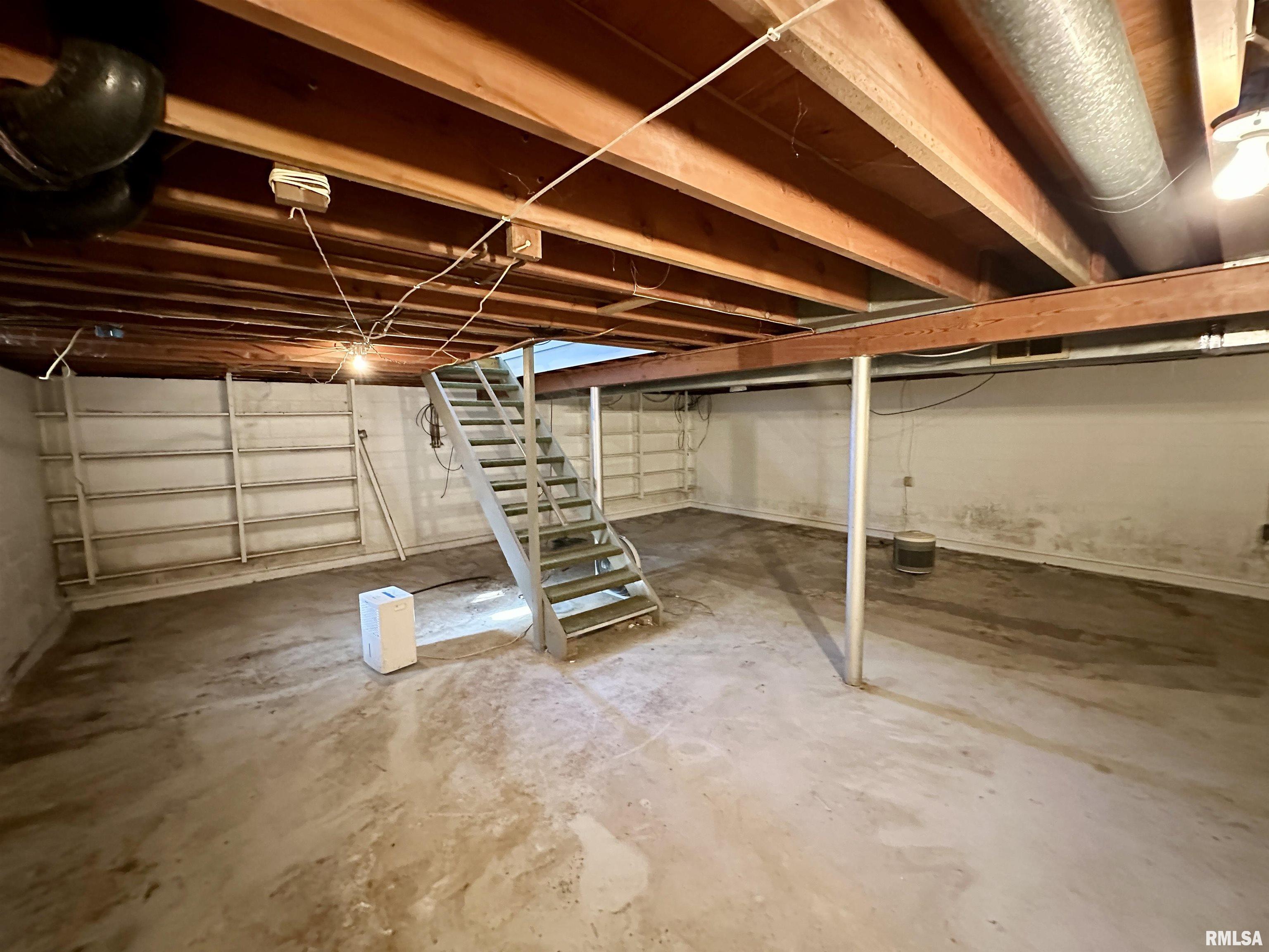 855 West Superior Avenue Jacksonville, IL 62650 - Photo 30 of 37