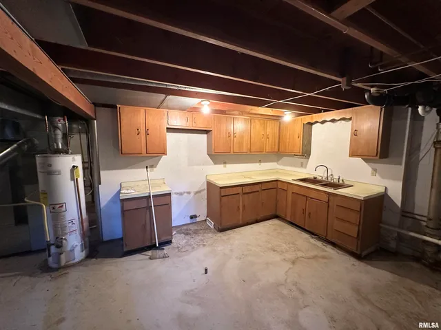 $80,000 | 855 West Superior Avenue, Jacksonville, IL 62650