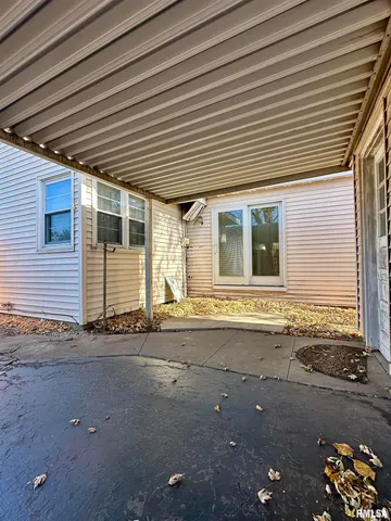 $80,000 | 855 West Superior Avenue, Jacksonville, IL 62650