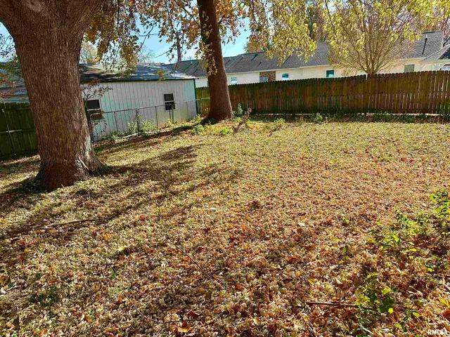 $80,000 | 855 West Superior Avenue, Jacksonville, IL 62650