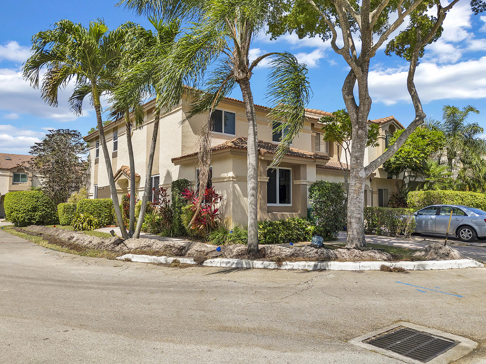 6807 Via Regina, Unit 1 Boca Raton, FL 33433 - Photo 1 of 28 DJI_20250418151508_0006_D