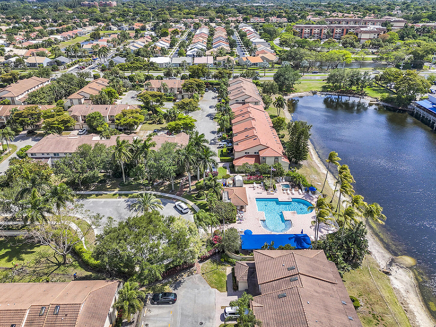 6807 Via Regina, Unit 1 Boca Raton, FL 33433 - Photo 21 of 28 DJI_20250418151806_0015_D