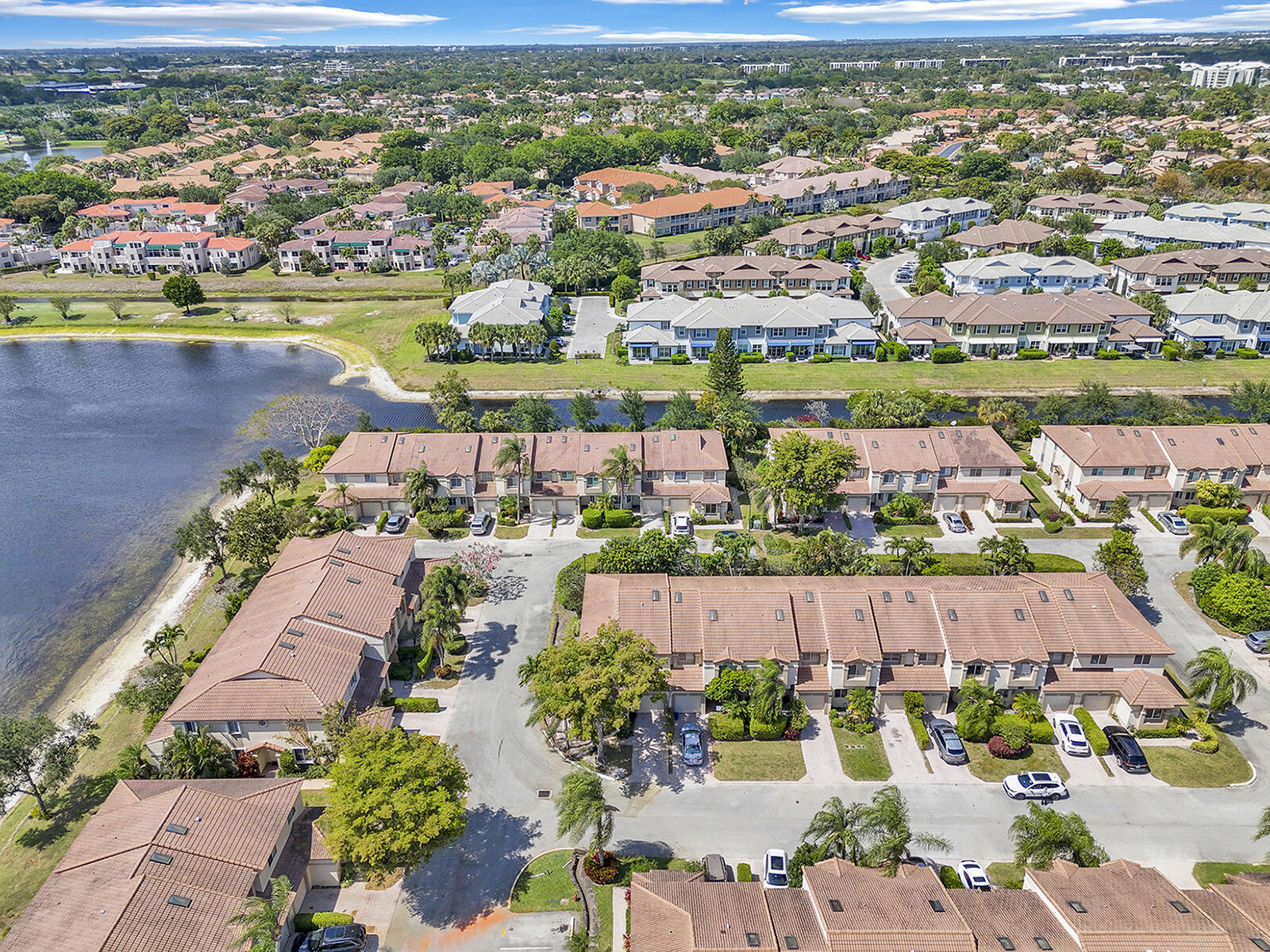 6807 Via Regina, Unit 1 Boca Raton, FL 33433 - Photo 25 of 28 DJI_20250418151627_0010_D