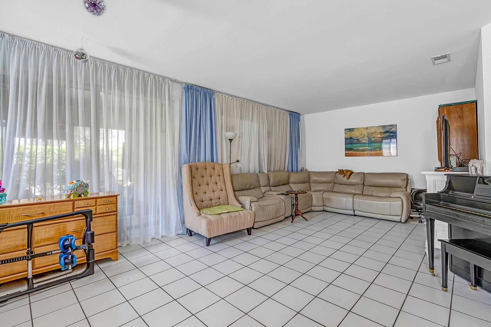 6807 Via Regina, Unit 1 Boca Raton, FL 33433 - Photo 3 of 28 AR500339