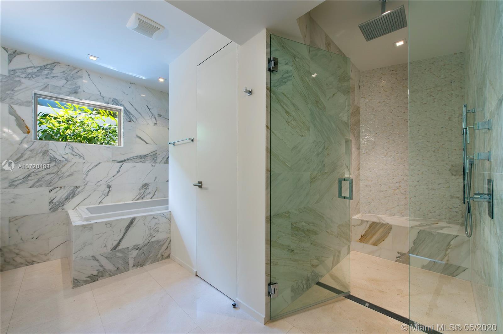 5815 North Bay Road Miami Beach, FL 33140 - Photo 18 of 34
