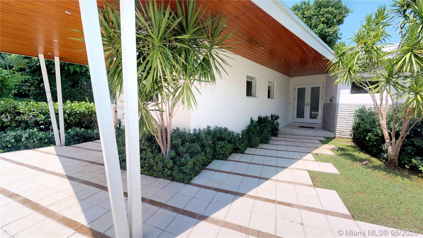 5815 North Bay Road Miami Beach, FL 33140 - Photo 25 of 34
