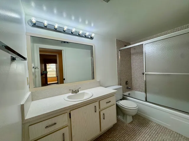 $1,500 | 4053 Hythe A, Boca Raton, FL 33434