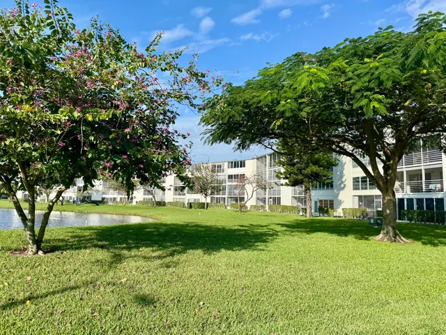 $1,500 | 4053 Hythe A, Boca Raton, FL 33434