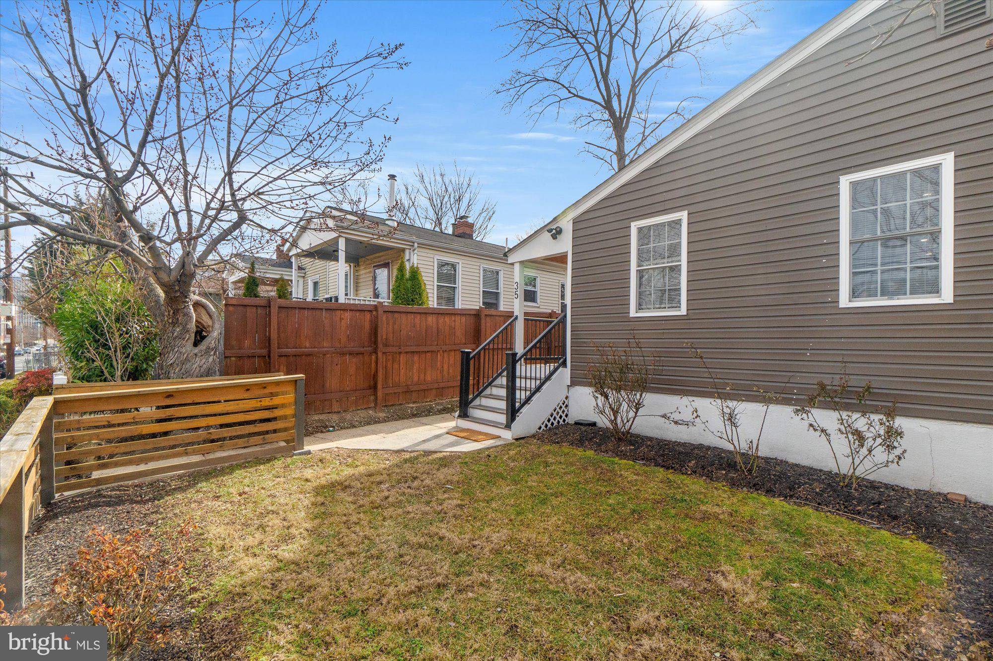 35 East Reed Avenue Alexandria, VA 22305 - Photo 2 of 23 Gallery Image 2
