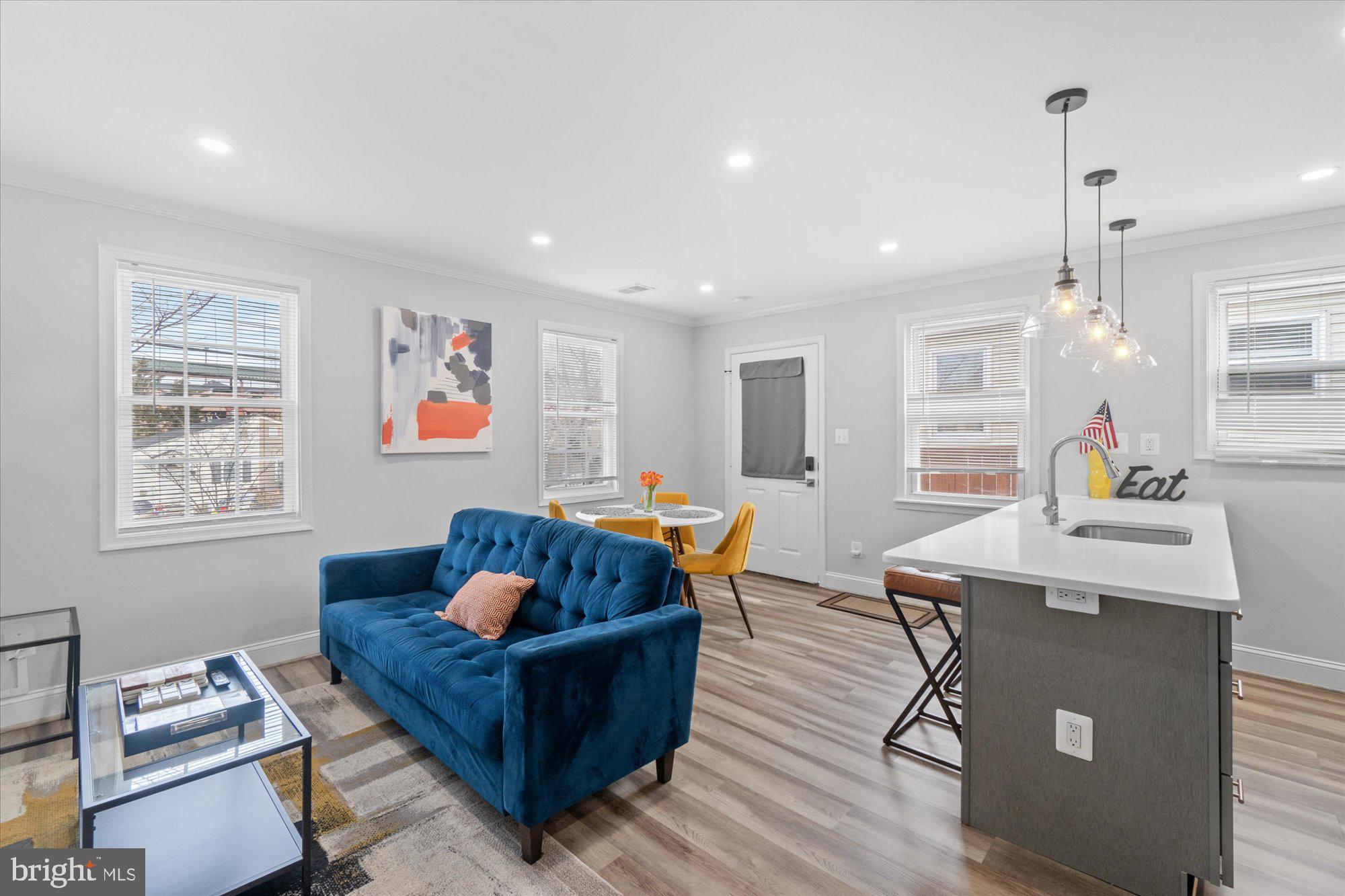 35 East Reed Avenue Alexandria, VA 22305 - Photo 4 of 23 Gallery Image 4