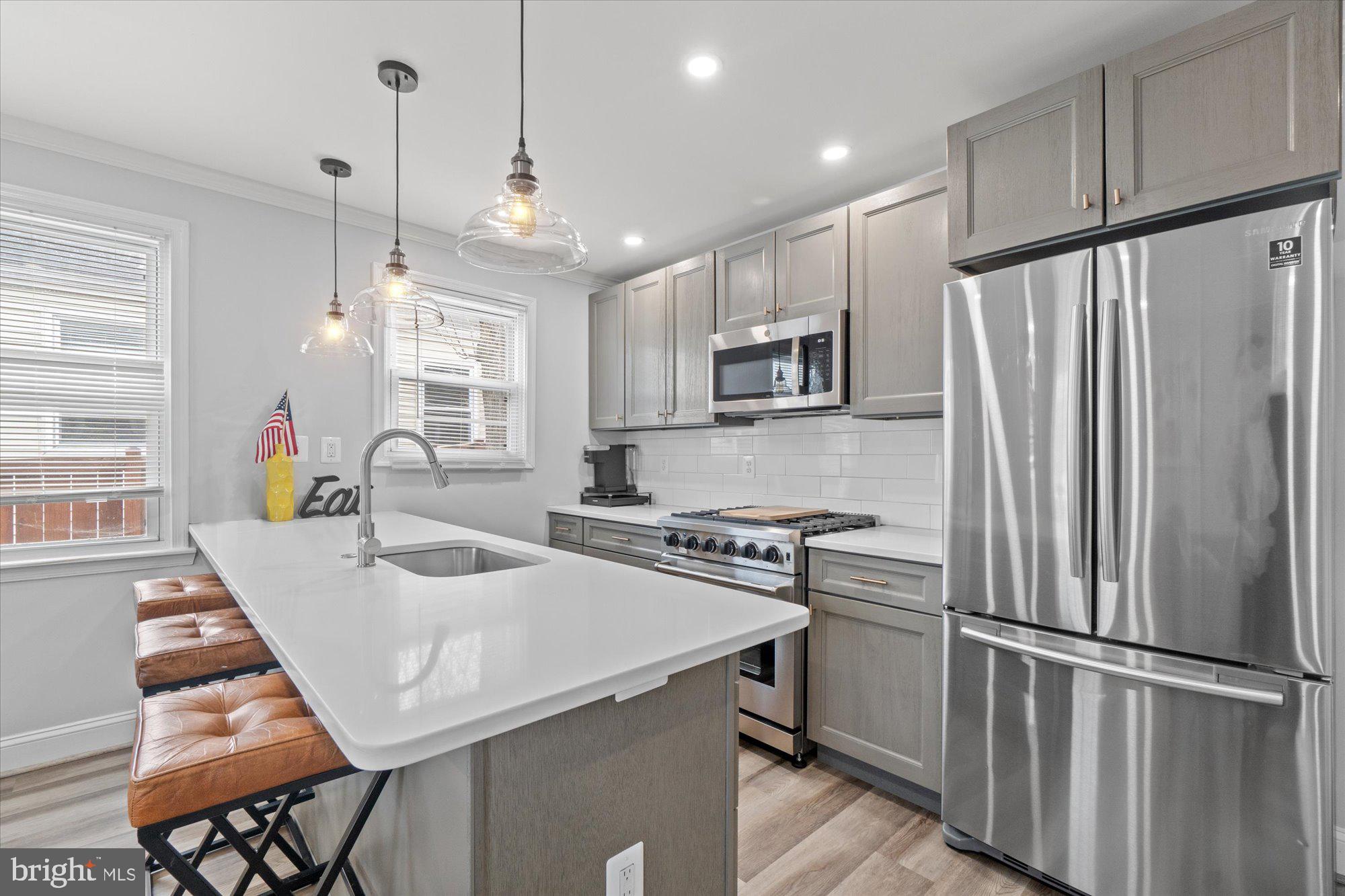 35 East Reed Avenue Alexandria, VA 22305 - Photo 6 of 23 Gallery Image 6