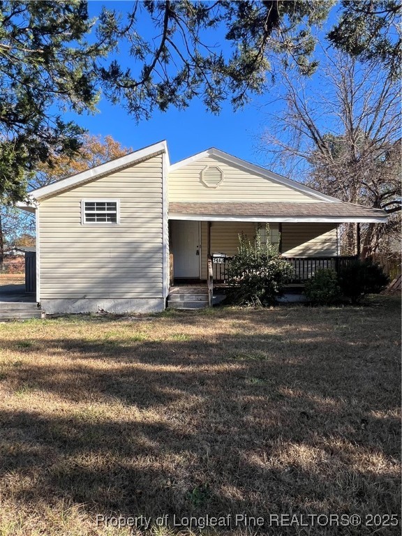 1443 Strickland Bridge Road Fayetteville, NC 28304 - Photo 2 of 10 a front view of house with yard