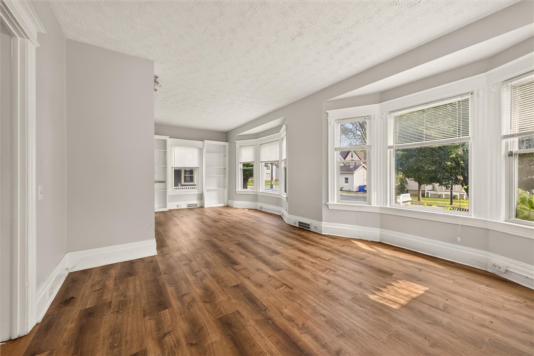 395 University Avenue Rochester, NY 14607 - Photo 8 of 50 Gallery Image 8
