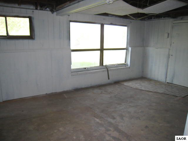 3905 West Bennington Road Owosso, MI 48867 - Photo 9 of 9 42306-8.JPG