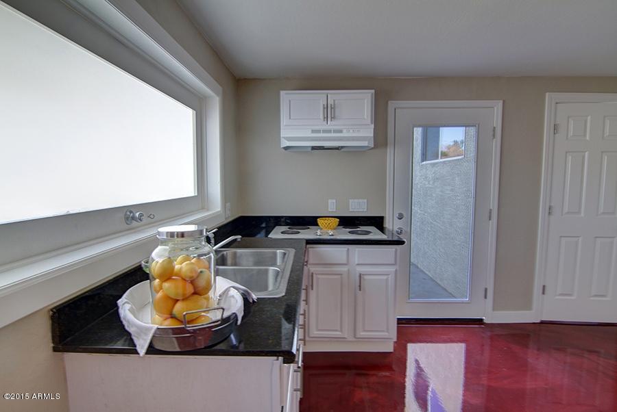 2115 West Piccadilly Road Phoenix, AZ 85015 - Photo 23 of 26 Piccadilly 2115 057