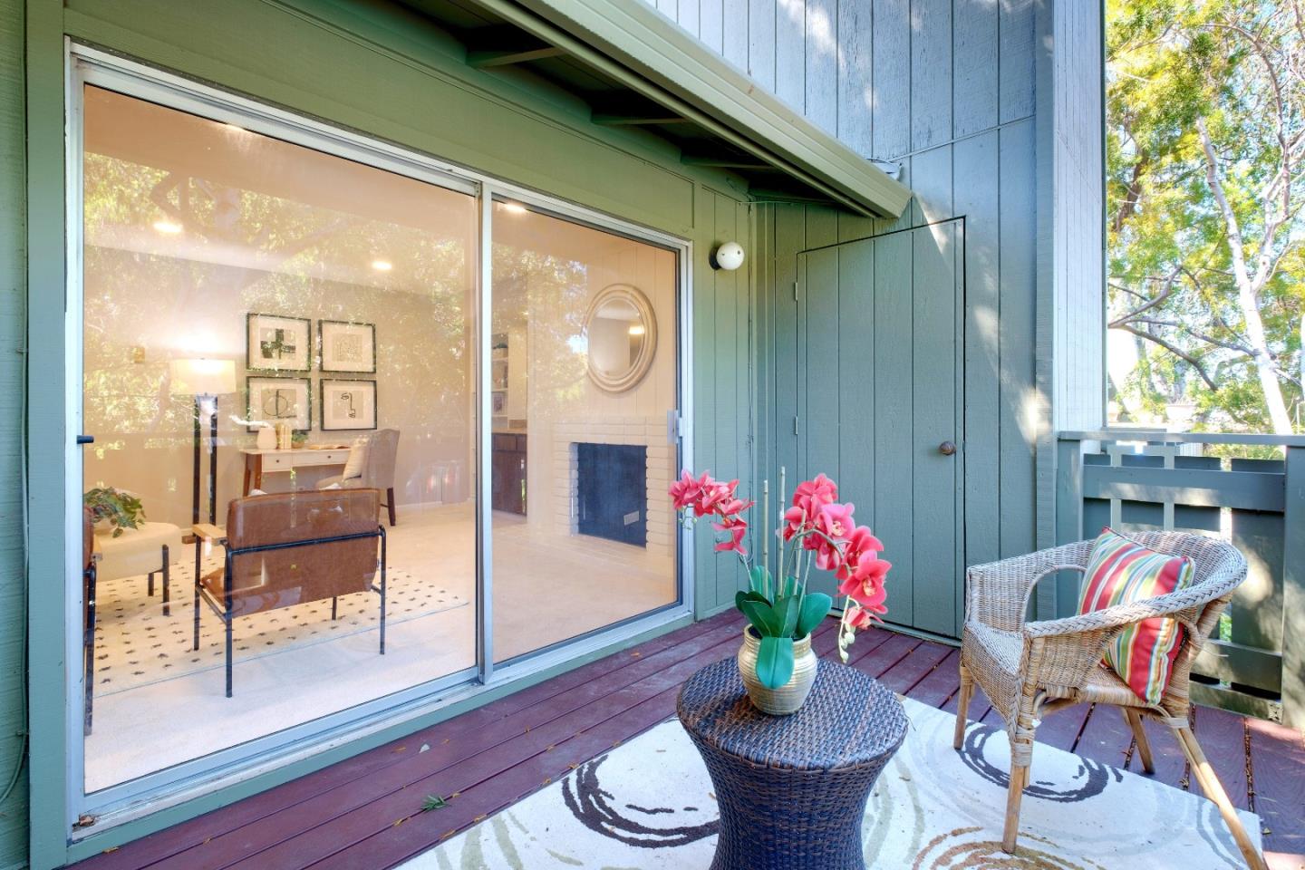 50 East Middlefield Road, Unit 40 Mountain View, CA 94043 - Photo 4 of 41 a dining room with furniture and wooden floor