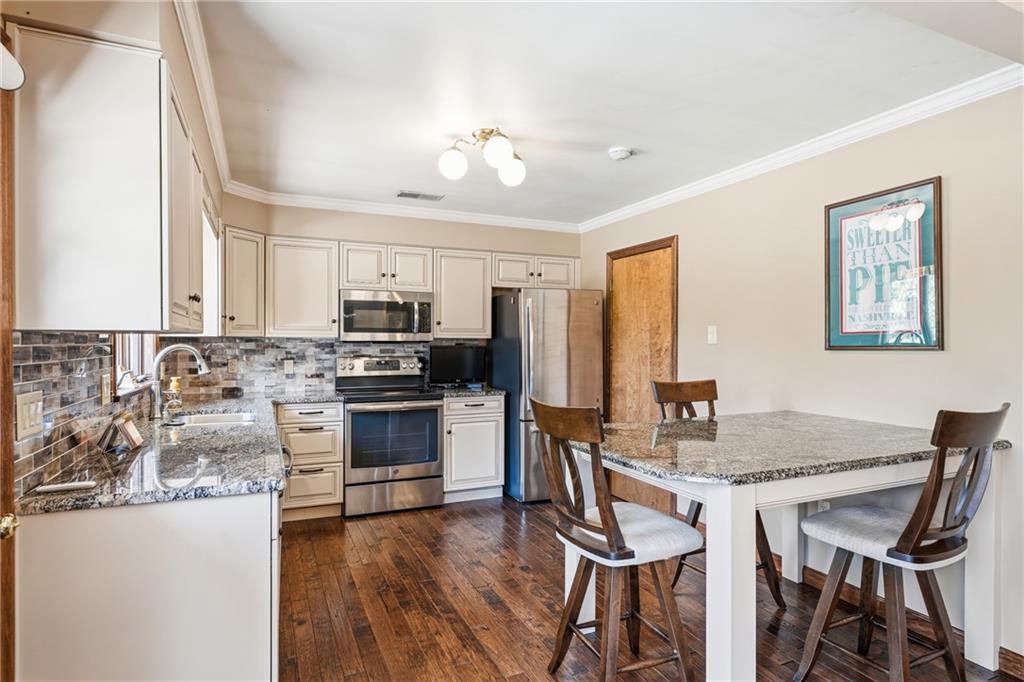 1035 Gameland Road Chicora, PA 16025 - Photo 15 of 50