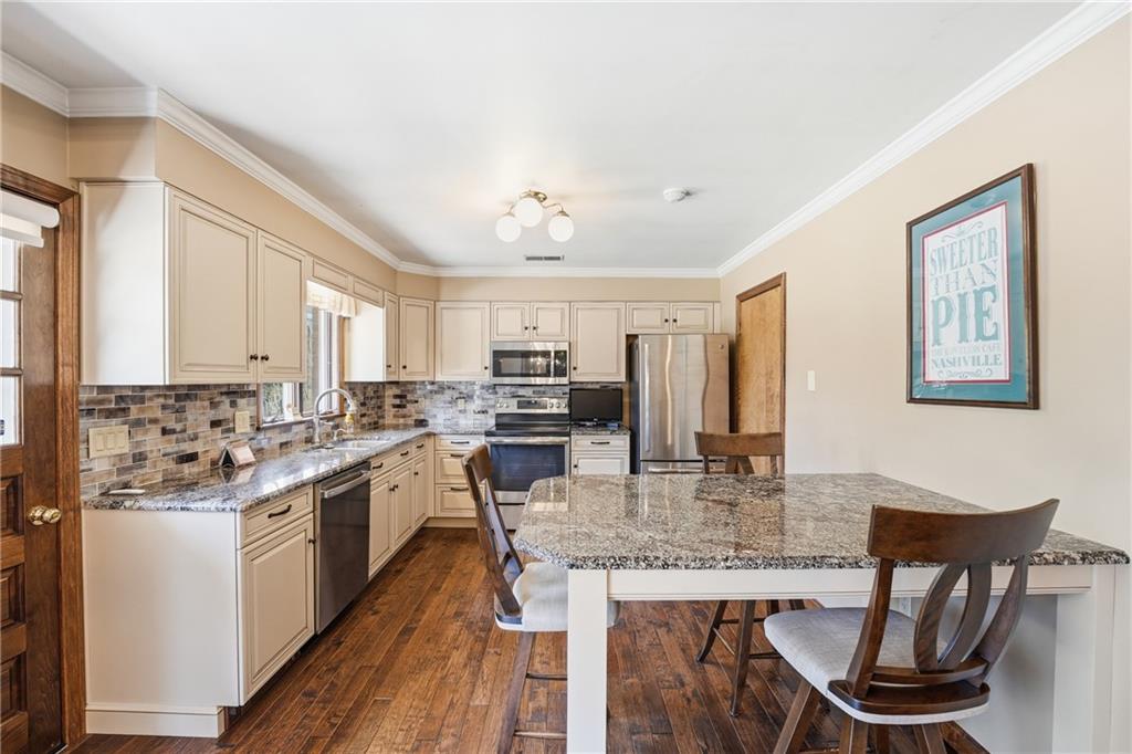 1035 Gameland Road Chicora, PA 16025 - Photo 17 of 50