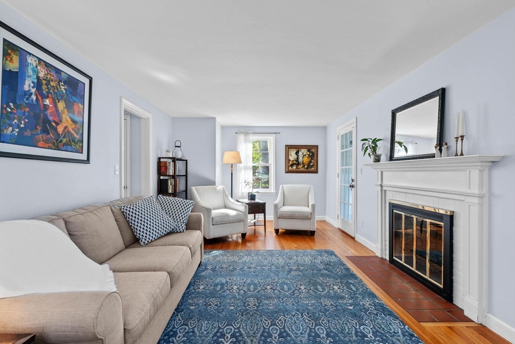237 Burbank Road Longmeadow, MA 01106 - Photo 8 of 33 Gallery Image 8