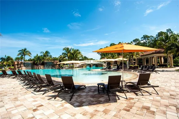 $3,500 | 9719 Acqua Court, Unit 228, Naples, FL 34113