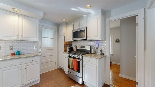 $625,000 | 28 Walworth Street, Worcester, MA 01602