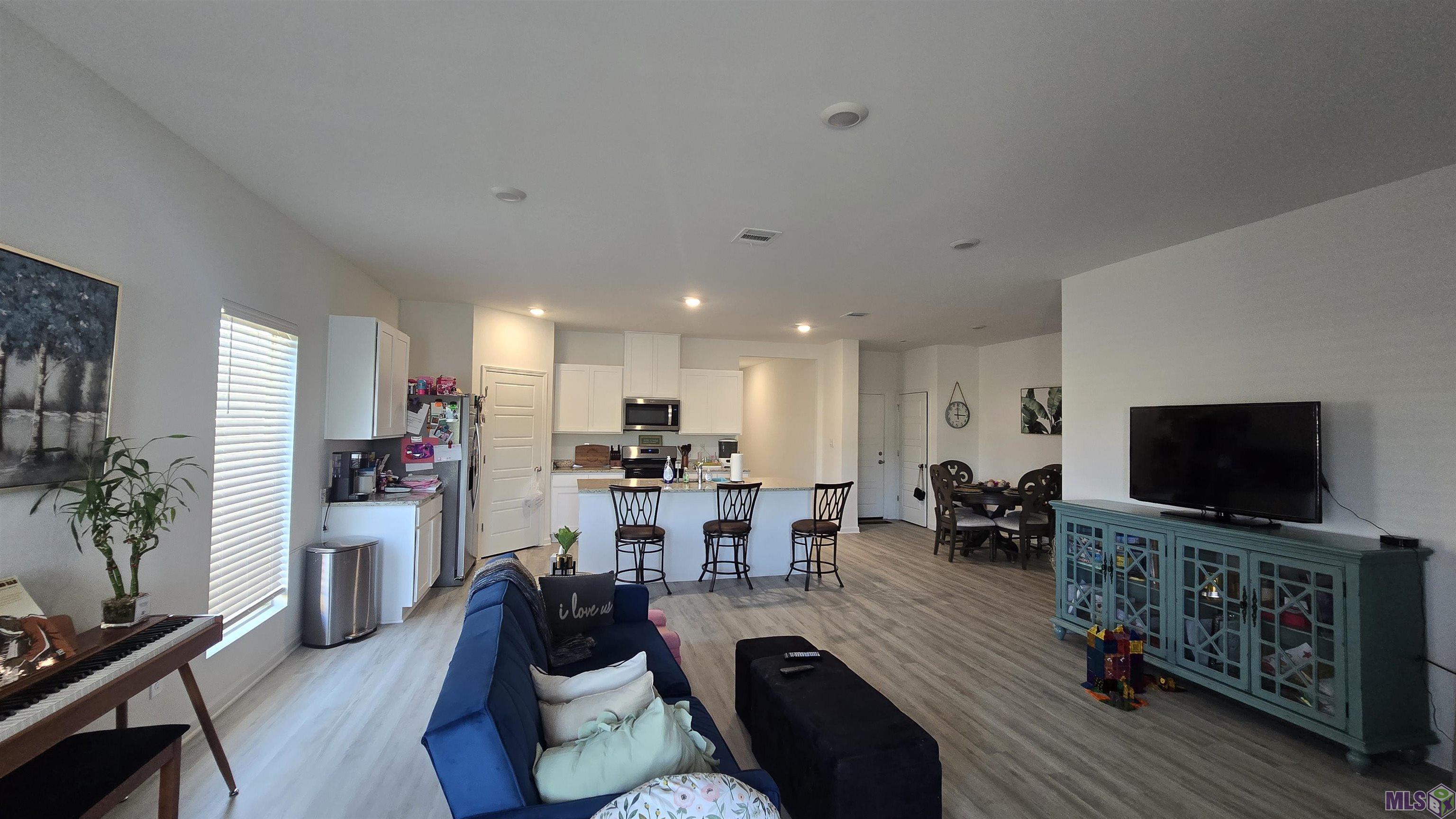 13343 Bellacosa Avenue Baton Rouge, LA 70817 - Photo 2 of 8