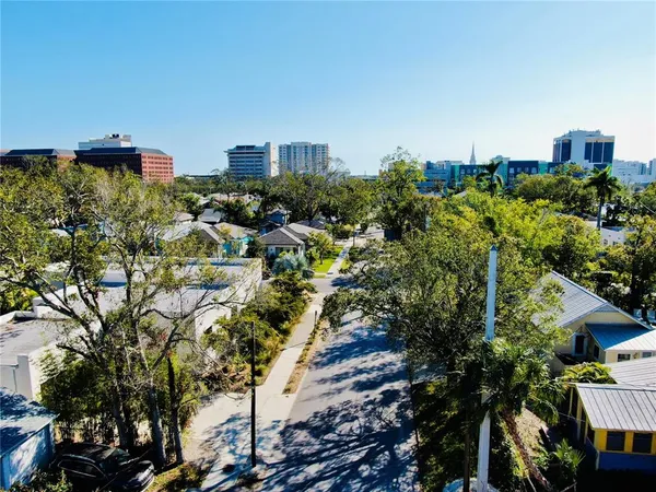 $1,600,000 | 624 Goodrich Avenue, Sarasota, FL 34236