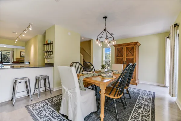 $785,000 | 402 Lost Echo, Unit 8, Horseshoe Bay, TX 78657