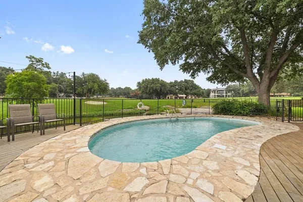 $785,000 | 402 Lost Echo, Unit 8, Horseshoe Bay, TX 78657