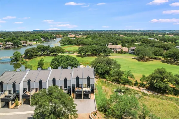 $785,000 | 402 Lost Echo, Unit 8, Horseshoe Bay, TX 78657