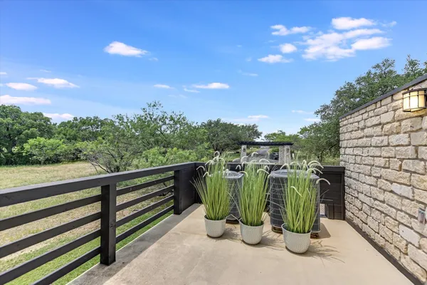 $785,000 | 402 Lost Echo, Unit 8, Horseshoe Bay, TX 78657