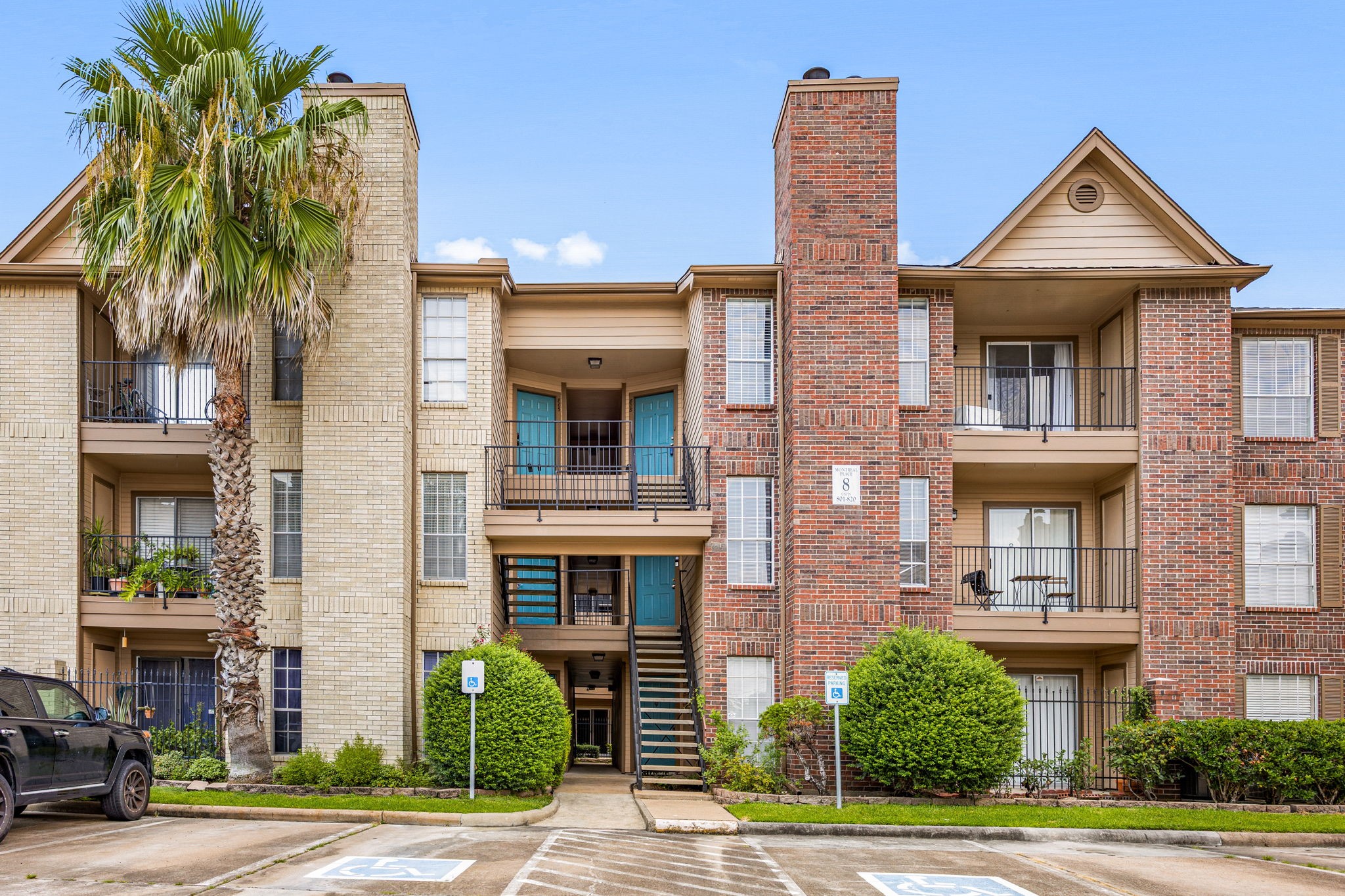2121 Hepburn Street, Unit 710 Houston, TX 77054 - Photo 4 of 35 a front view of a multi story residential apartment building