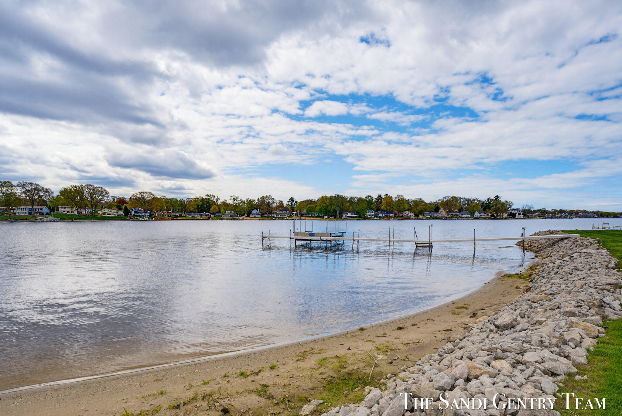 15780 North Prospect Point Drive Spring Lake, MI 49456 - Photo 6 of 70 DSC05070