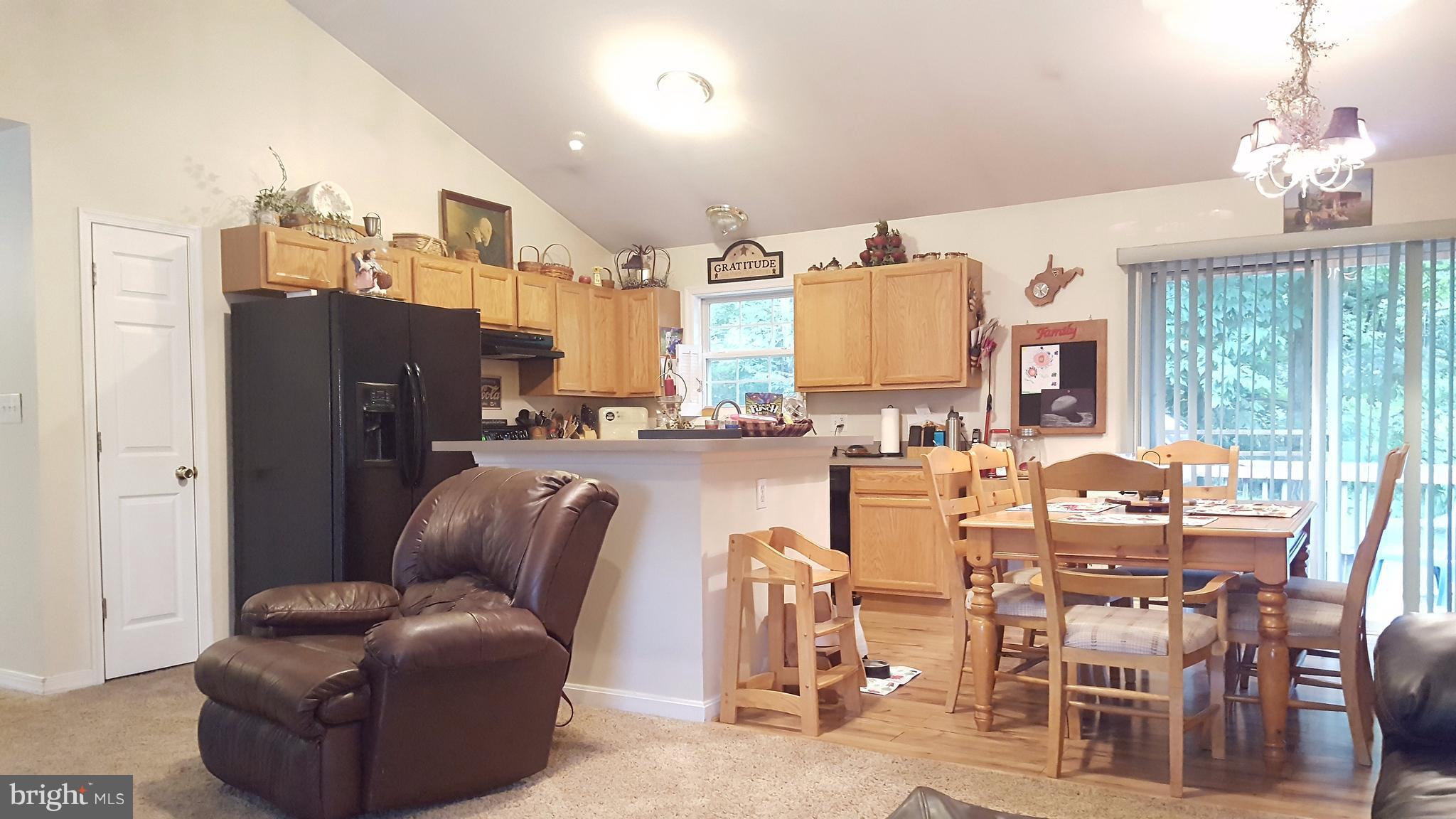 3182 Vineyard Road Falling Waters, WV 25419 - Photo 12 of 29 Open and bright