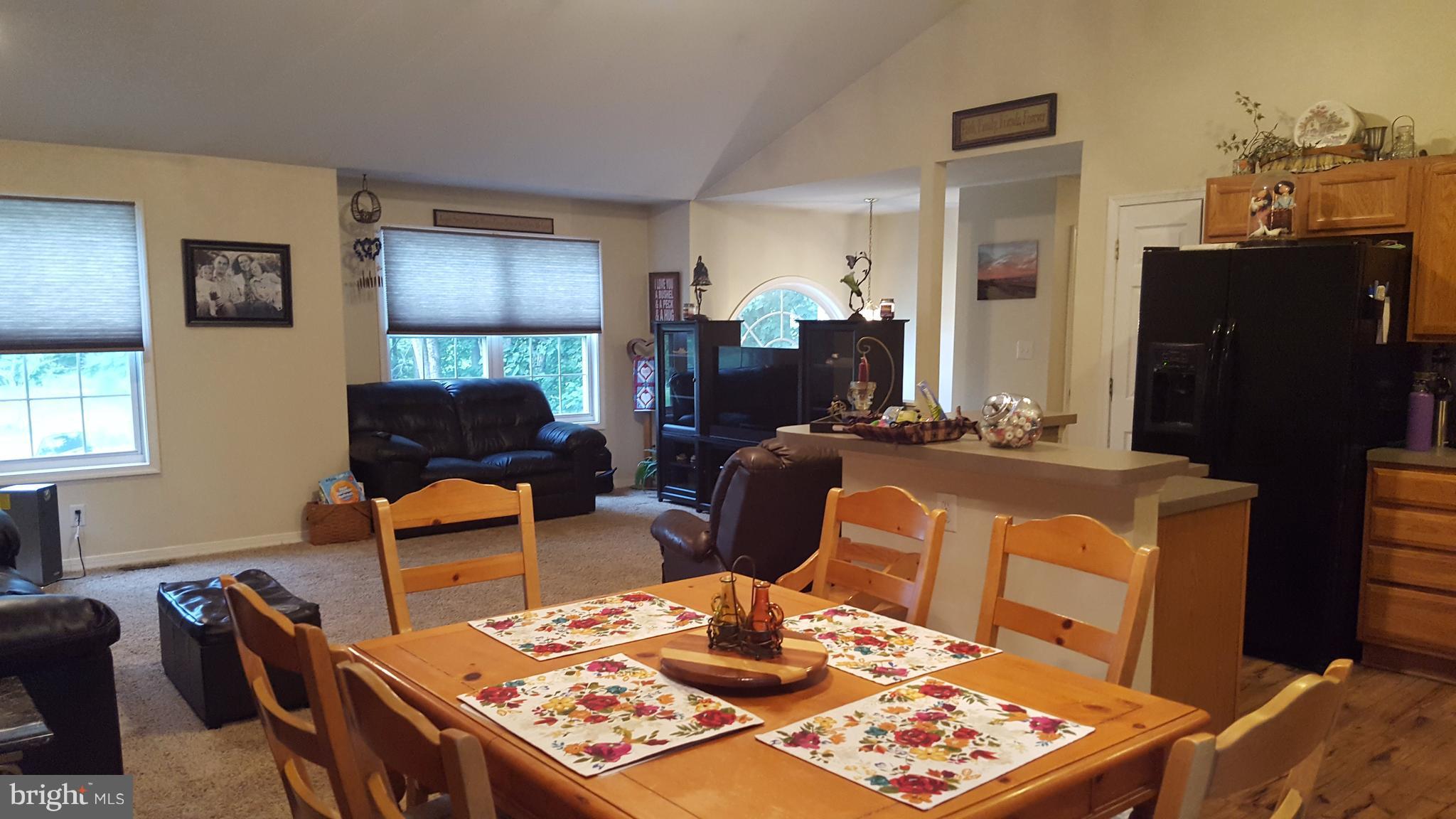 3182 Vineyard Road Falling Waters, WV 25419 - Photo 14 of 29 Dining area open to family room and kitchen