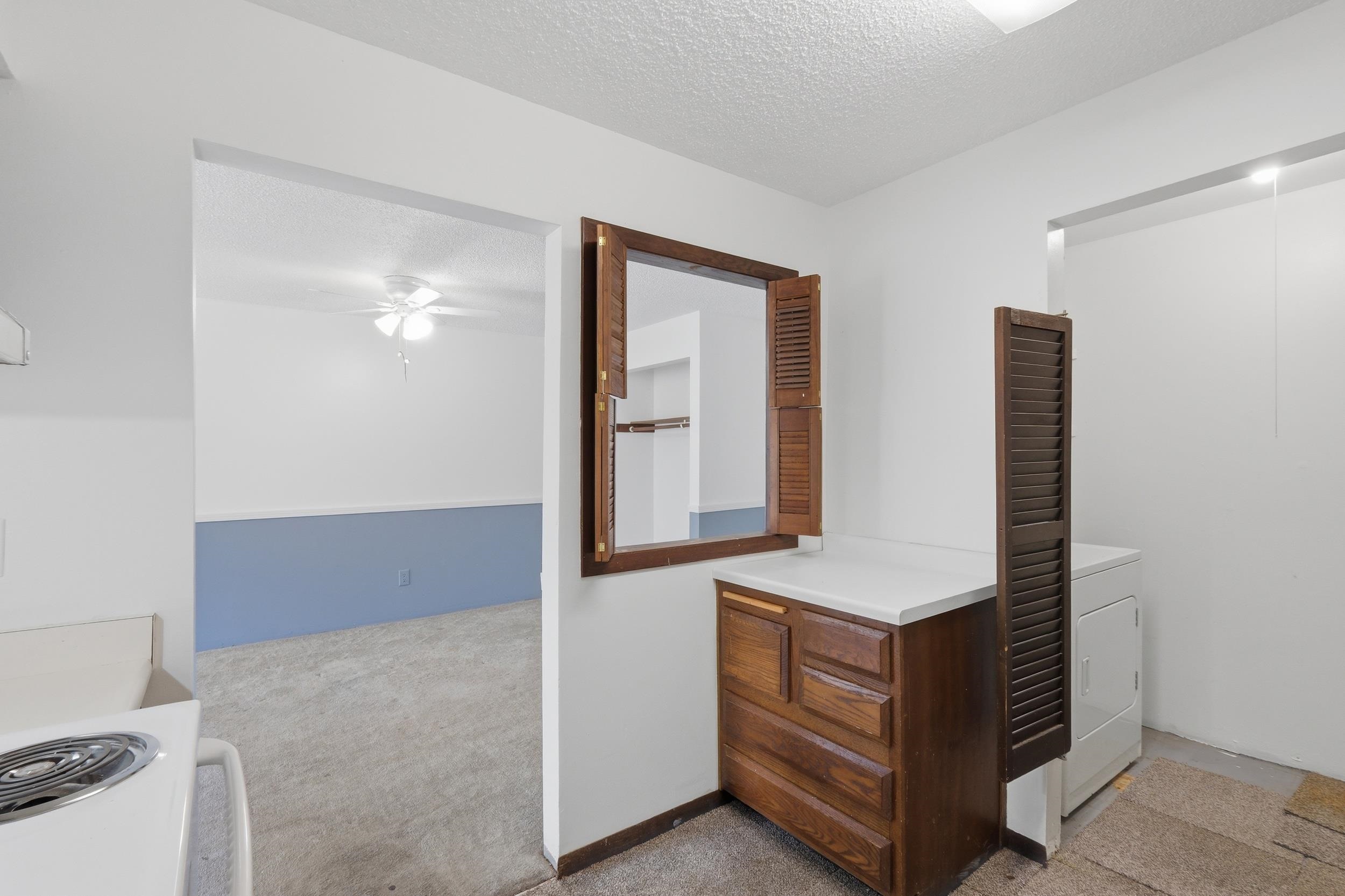 25 Golf Course Road, Unit E Madison, WI 53704 - Photo 17 of 38