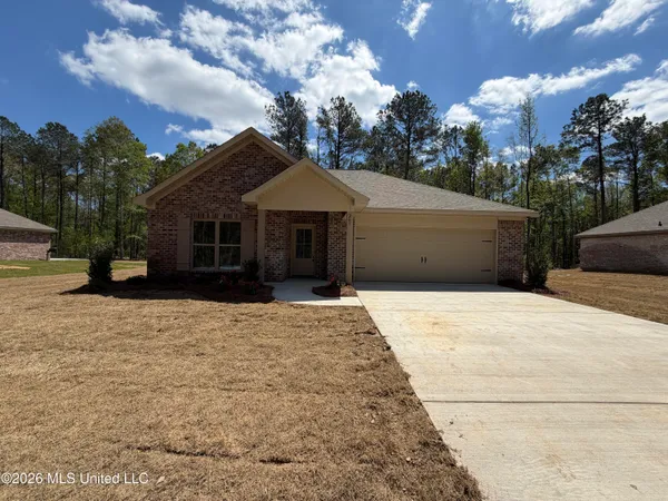 $239,900 | 261 Smith Drive, Mendenhall, MS 39114