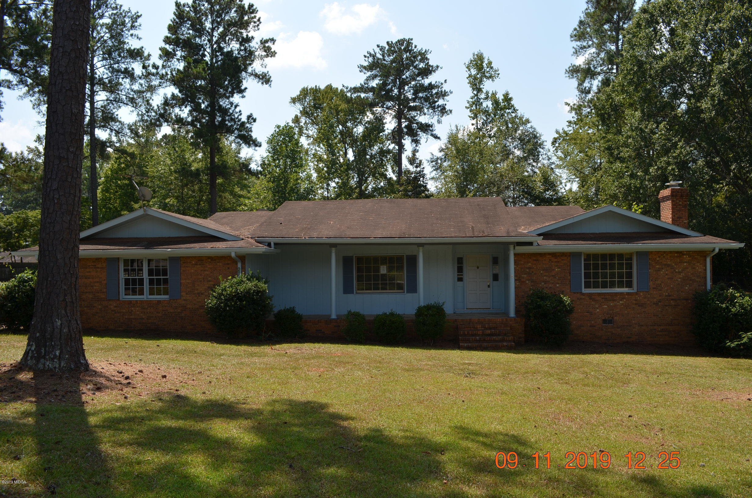 5051 Bowman Road Macon, GA 31210 - Photo 4 of 19 2019-09-11 12.25.24