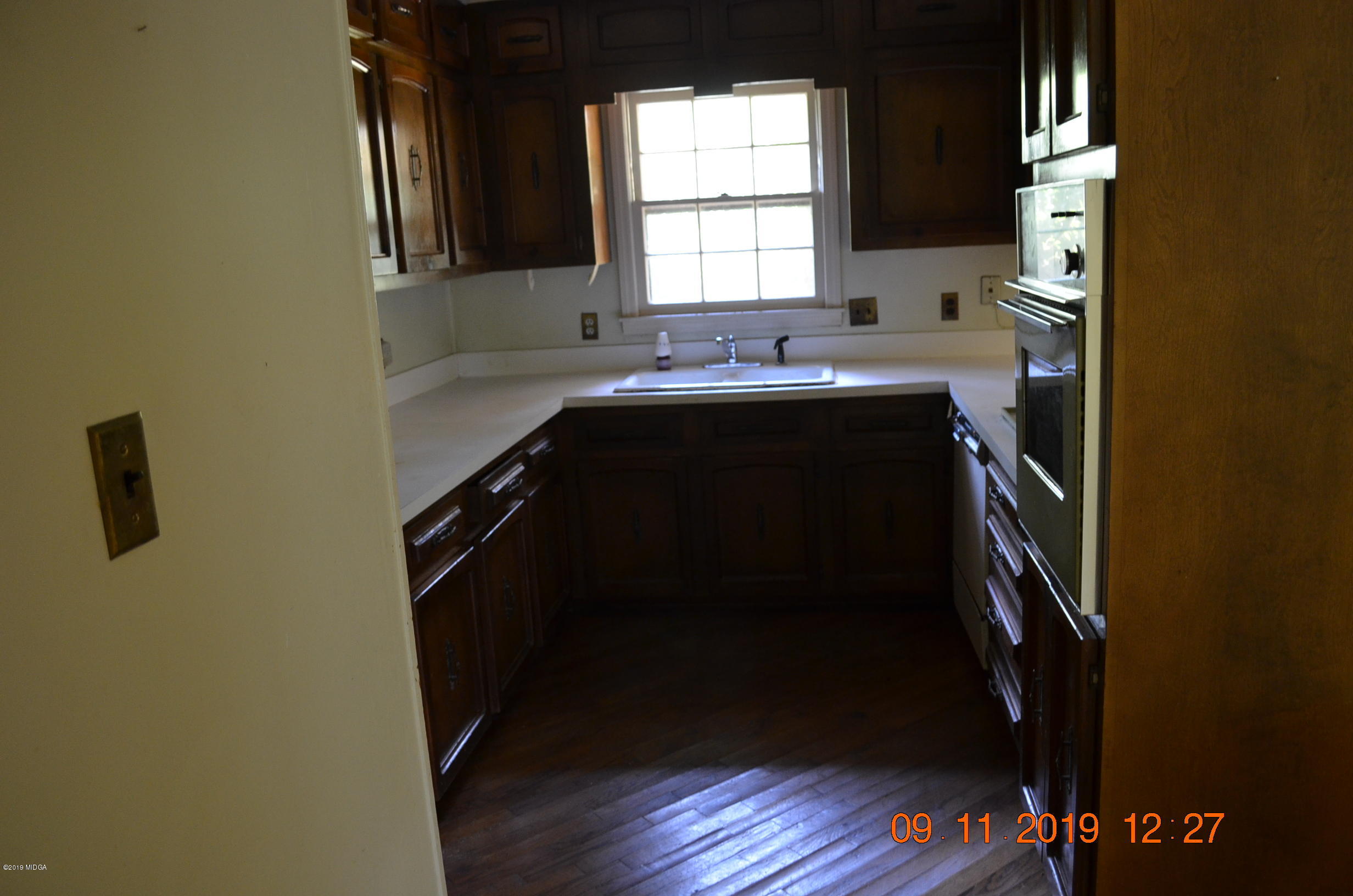 5051 Bowman Road Macon, GA 31210 - Photo 10 of 19 2019-09-11 12.27.56