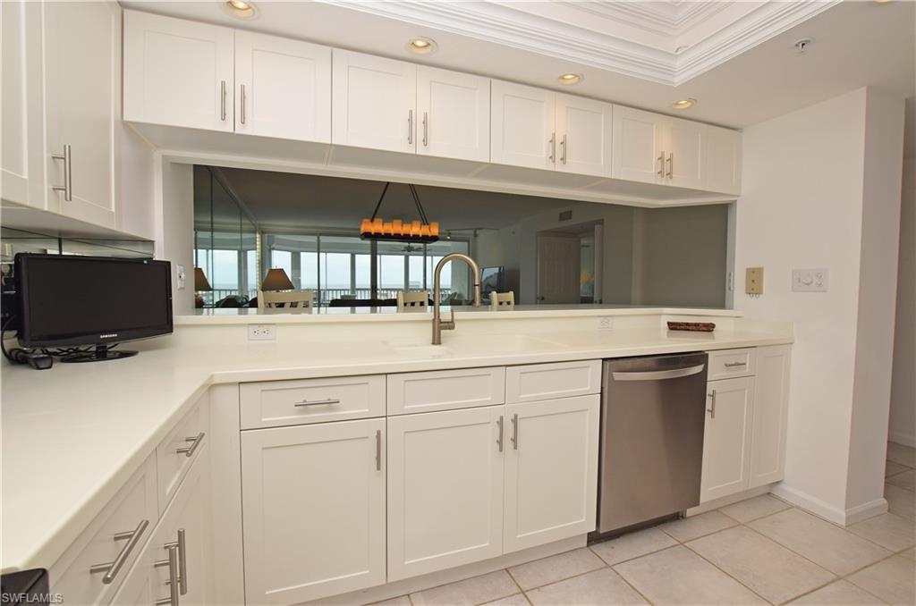 21 Bluebill Avenue, Unit 902 Naples, FL 34108 - Photo 11 of 44