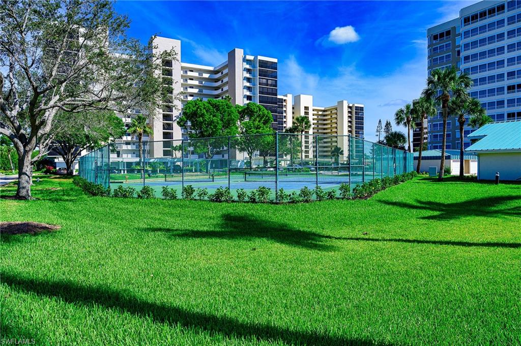 21 Bluebill Avenue, Unit 902 Naples, FL 34108 - Photo 41 of 44