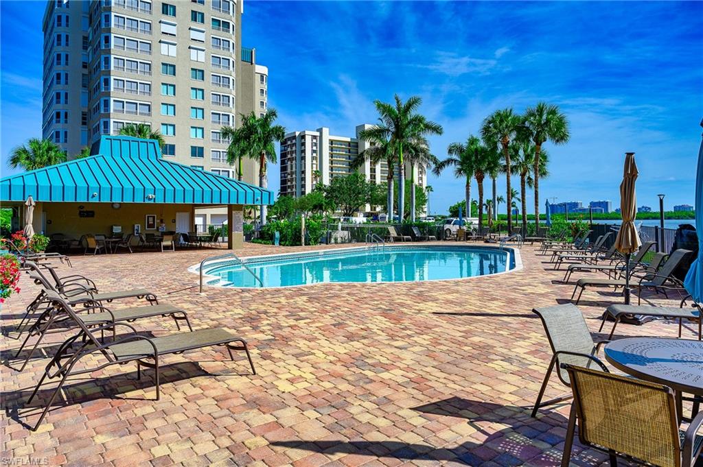 21 Bluebill Avenue, Unit 902 Naples, FL 34108 - Photo 5 of 44