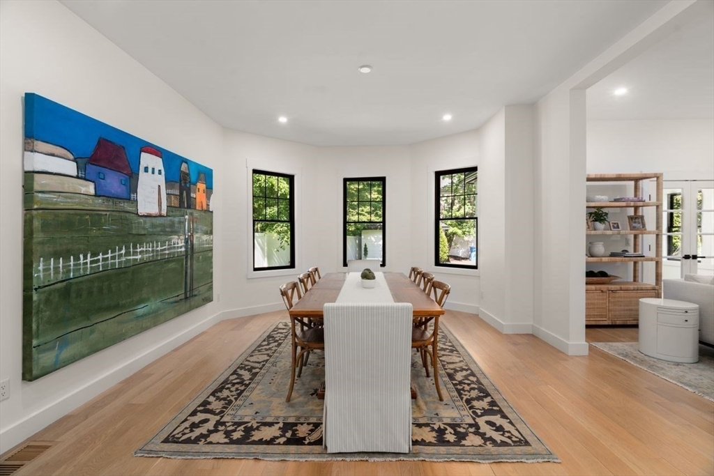 283 Walnut Street Wellesley, MA 02481 - Photo 8 of 33